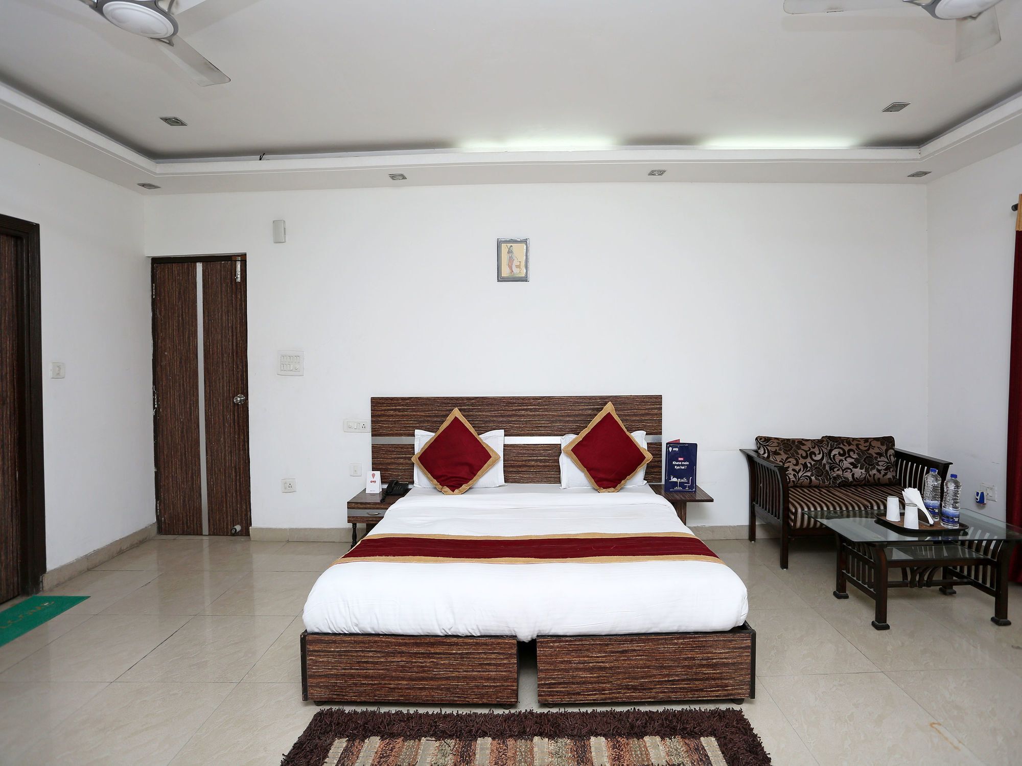 Oyo 10257 Hotel Lotus Park Гургаон Экстерьер фото
